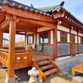 홍성군 편백나무 남당한옥、Hongseongのホテル