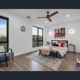 Cozy Private Room Family Home Close to Airport, Hotel in Donnybrook