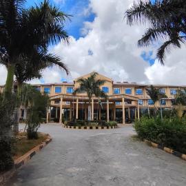 The Royal Ambassador Hotel, hotel din Dodoma