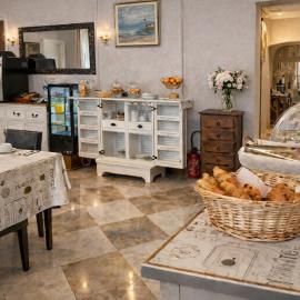 Hôtel du Palais, hotel em Évian-les-Bains