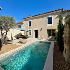 Maison de ville piscine chauffée