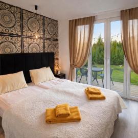 MMA Apartament with Private Garden & Terrace