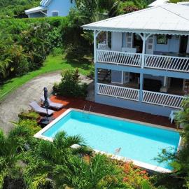 Villa KAZ'A REVES Trois Îlets - vue exceptionnelle et 4 chambres, hotel a Chambort