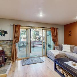 Your Incline Village Home Base - From the Creek to the Peaks, hotel in Incline Village