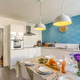 3 Bed in Croyde oc-beachw、クロイドのホテル