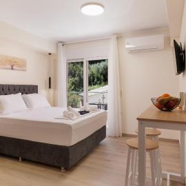Plaka Studios 3