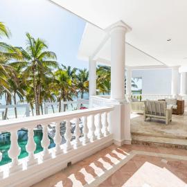 Villa Marcaribe - Beach front in Soliman Bay, Tulum, hotel i Balcheil
