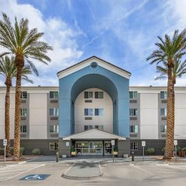 Sonesta Simply Suites Las Vegas Convention Center