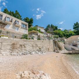 Apartment SeaLine One, ξενοδοχείο σε Mimice