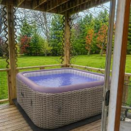 Hot Tub! Golfing, Hiking, Kayaking, Beach Pass!, hotel 