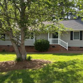 Hideaway by Tanger, hotel a Mebane