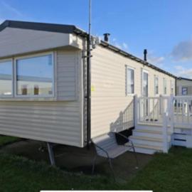 Lyons Robinhood - 3 bedrooms, hotel di Rhyl