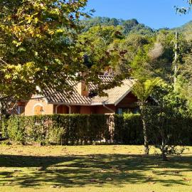 Pousada Villa do Luar by Concavus, хотел в Монте Верде