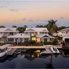 Sunseeker Sanctuary - Waterfront Noosa Townhouse