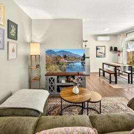 Basecamp GP Entire 4BR Duplex Near Downtown