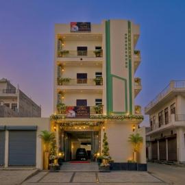 Hotel Sangree, Hotel in Jewar