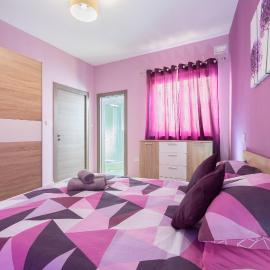 North Side Apartment 1, hotel in Mġarr