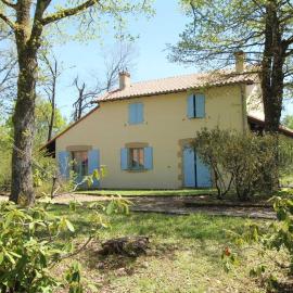 Pierrelaine, hotell i Meuzac
