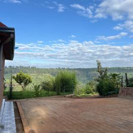 Ikamba Residence, hotel in Rwamagana
