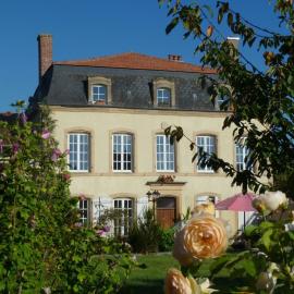 Maison Les Beaux Arts, hôtel à Mouzay