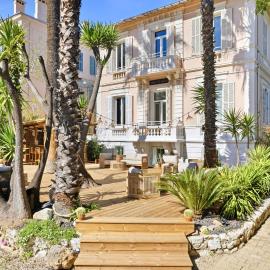 Villa Claudia Hotel Cannes Centre - Parking, hotel in Cannes