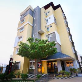 Hotel Skylights Near Bangalore Airport