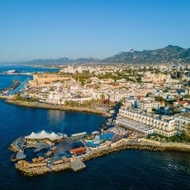 Dome Hotel, hotel en Kyrenia
