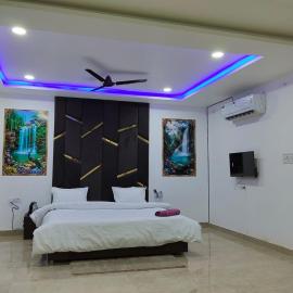 Tamanna guest inn, Hotel in Vibhuti Khand