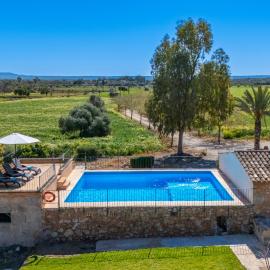 Finca Agroturismo Sa Cova den Borino, hotel en Campos