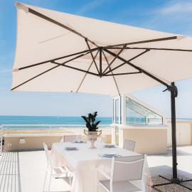Casa OliVera, hotel in Viareggio