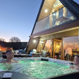 Mountain house Tomislavgrad with Jacuzzi, hotel a Tomislavgrad