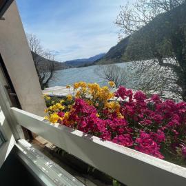 La Tana del Lupo, Soggiorni a Ranzanico Lago, hotel in Ranzanico