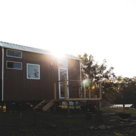 Kookaburra Tiny House by Tiny Away, hotel din Palmwoods