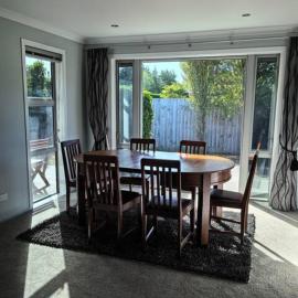 Peaceful and Modern 5 bedrooms family house in Rolleston, hotel a Rolleston