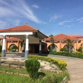 Hotel Lumbini Garden New Crystal, ξενοδοχείο σε Rummindei