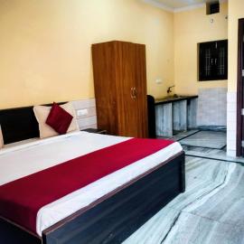 Hotel Shree Pyare Mohan Dham by Budget Hotel Stay