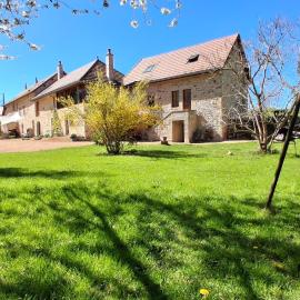 Gite 1 Les Perrières 6 personnes Bourgogne Maison entre Autun et Le Creusot TGV Maymard Yannick