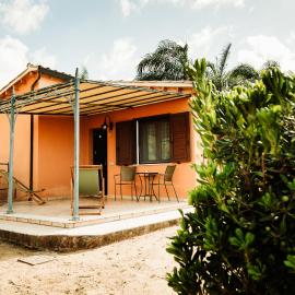 Solemar Sicilia - Le Casette Di Calzata, hotel v destinaci Campofelice di Roccella