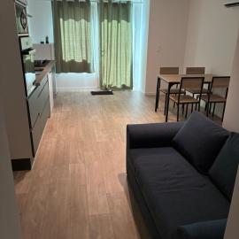 appartement t2 centre ville, hotel in Lons-le-Saunier