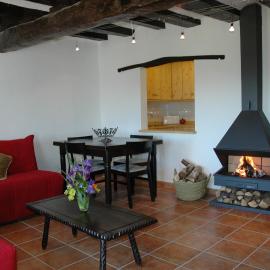 Casa amb vista a les muntanyes - Cal Valeri