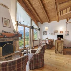 Gleise Lodge apartment - Happy Rentals, хотел в Бардонечия