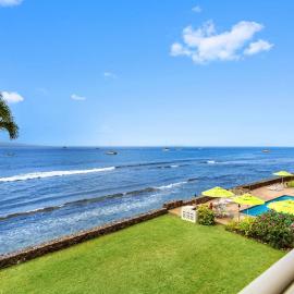 Lahaina Roads 302