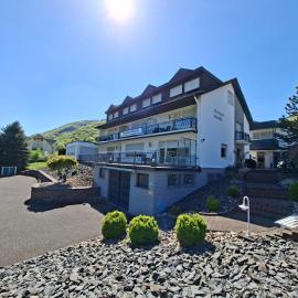 Pension Mosella , Appartement-Wohnung mit Balkon und Moselblick