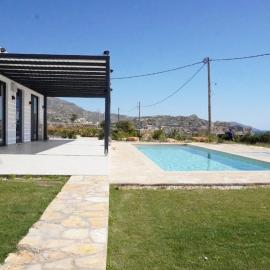 Villas By George, hotel u gradu Afiartis