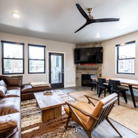 3-Bed with Free Shuttle, Free Ski Waxes + Hot Tub + Grill: Heber City şehrinde bir otel