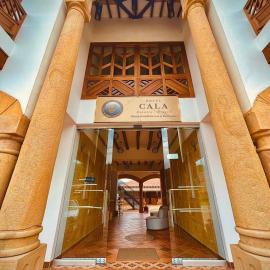 Hotel Cala, hotel u gradu Cucaita
