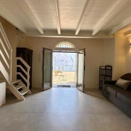 Appartamento Zu fronte lago con piscina, hotel sa Fonteno
