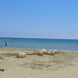 LARNACA Beach house 24