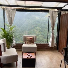 Refugio acogedor con vista a la montaña en Baños
