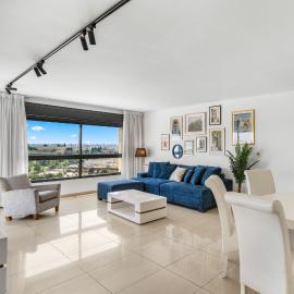 Agripas Market - Luxury Penthouse C8, Hotel in Mashabbe Sade